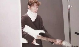 王鹤棣时尚芭莎爆料视频,魅力四溢的时尚之旅