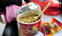 老坛酸菜面爆料视频播放,视频爆料引发舆论风暴