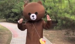 网红熊吃瓜怎么画,趣味横生的绘画创作之旅