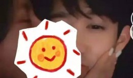 女网红爆料和男友分手视频,分手视频揭露真相，网友热议！”