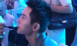 娱乐圈业内吃瓜女星,揭秘那些年我们“吃瓜”的女星们